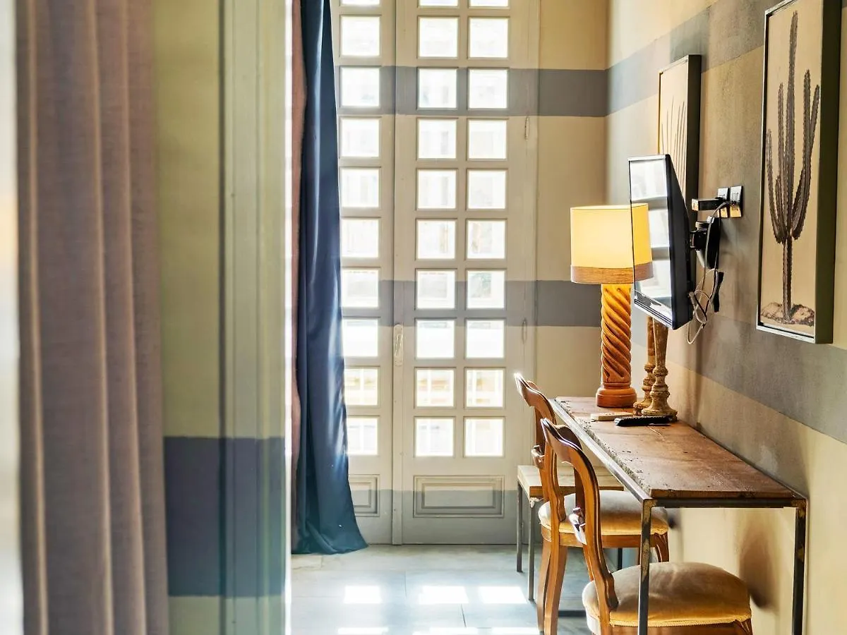 *** Couette-café Design 4 Rooms Syracuse Italie